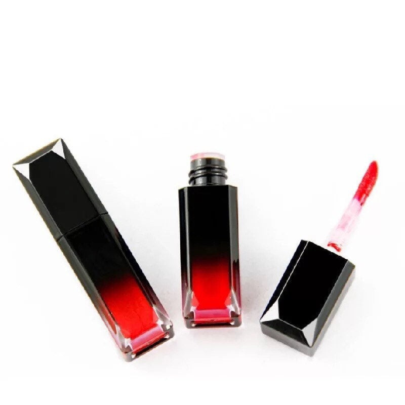PRIVATE LABEL, Wholesale Luxury PREMIUM quality pre-filled,  Moist liquid Cream, lipstick. 17 colours (Free Shipping)